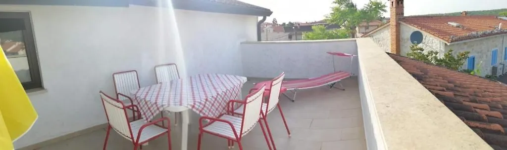 Holiday Apartment In Funtana With Balcony, Air Conditioning, Wifi, Washing Machine 4982-3