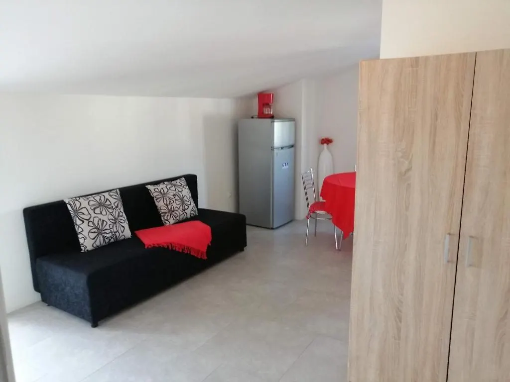 Holiday Apartment In Funtana With Balcony, Air Conditioning, Wifi, Washing Machine 4982-3 0*,