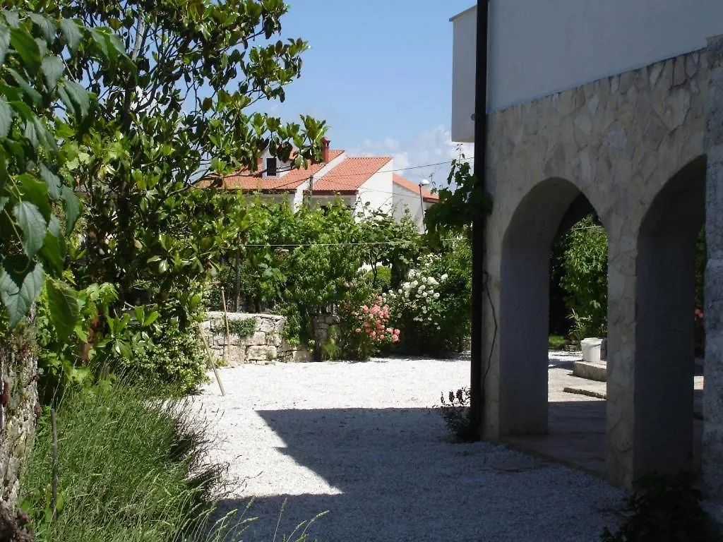 Holiday Apartment In Funtana With Balcony, Air Conditioning, Wifi, Washing Machine 4982-3 0*,